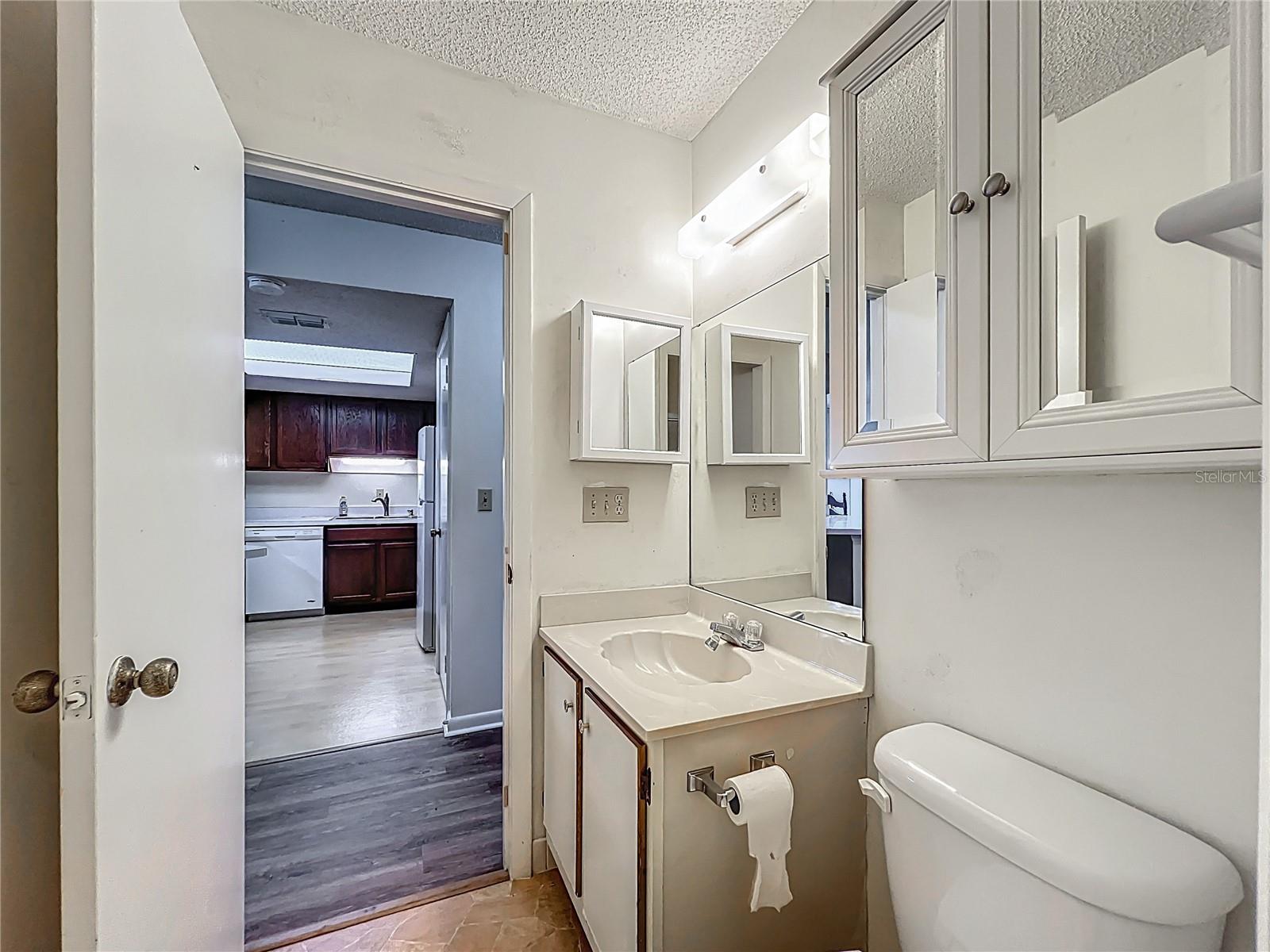 Image 20 of 42 For 496 Bahia Circle B