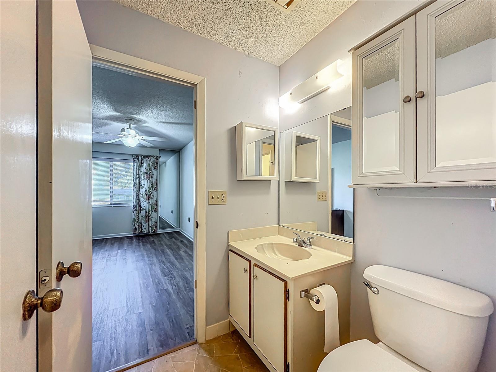 Image 23 of 42 For 496 Bahia Circle B