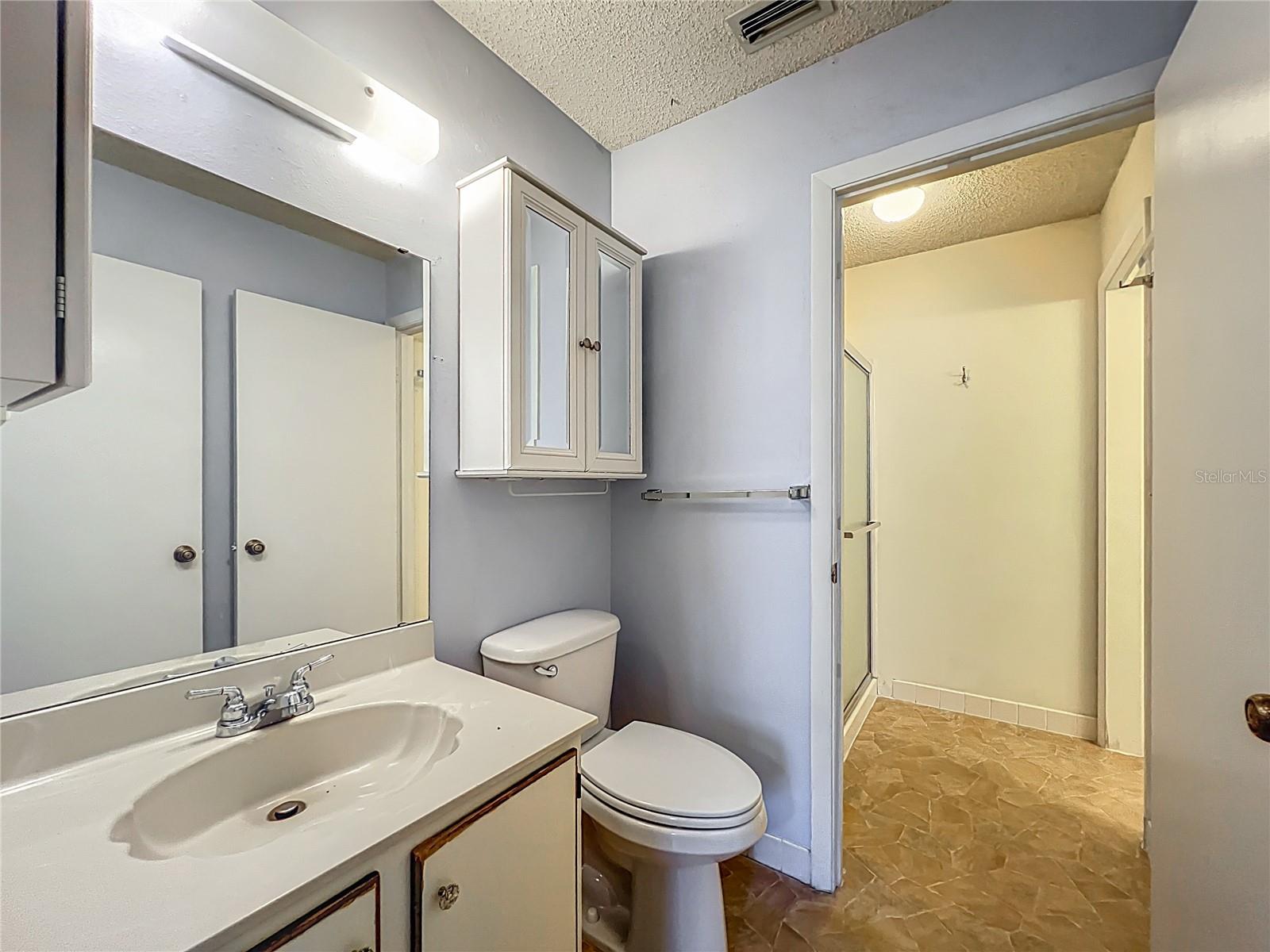 Image 25 of 42 For 496 Bahia Circle B