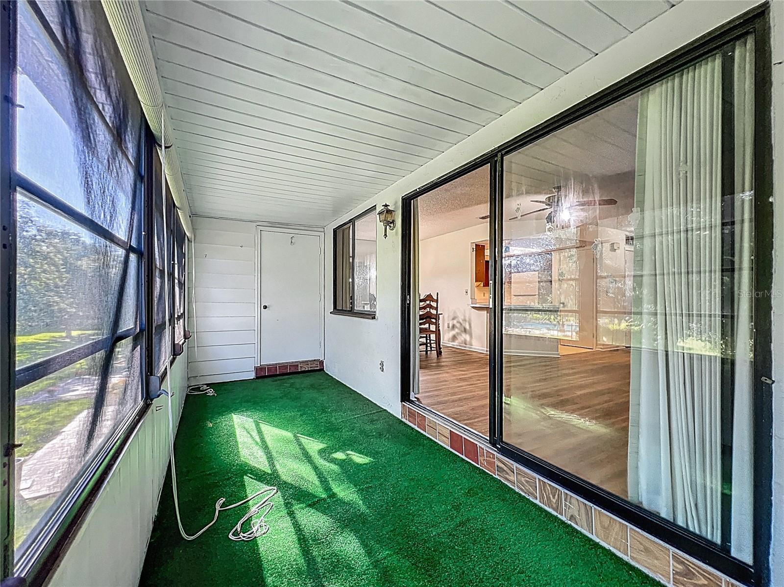 Image 27 of 42 For 496 Bahia Circle B