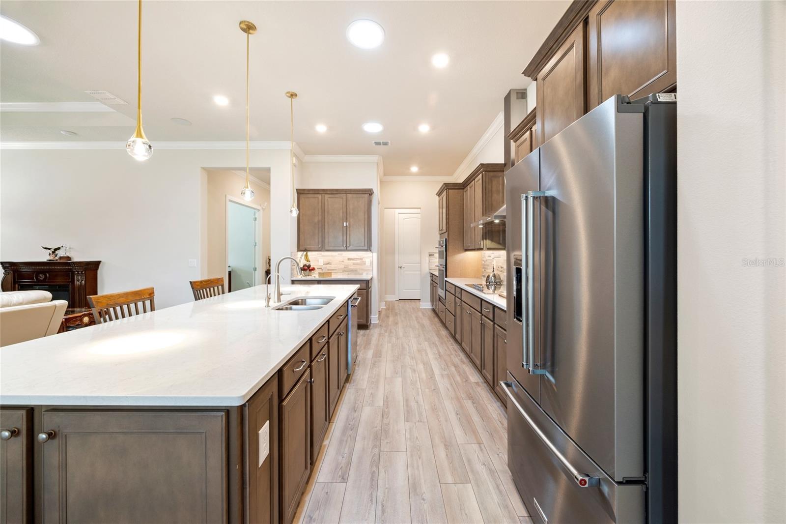 Image 18 of 66 For 5564 90th Avenue