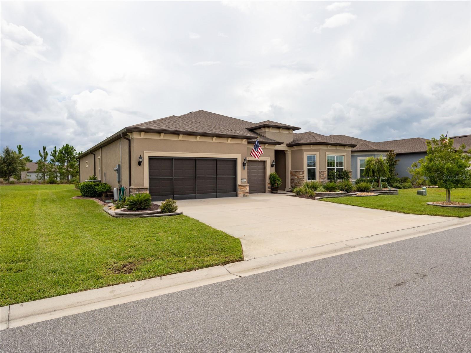 Image 3 of 66 For 5564 90th Avenue