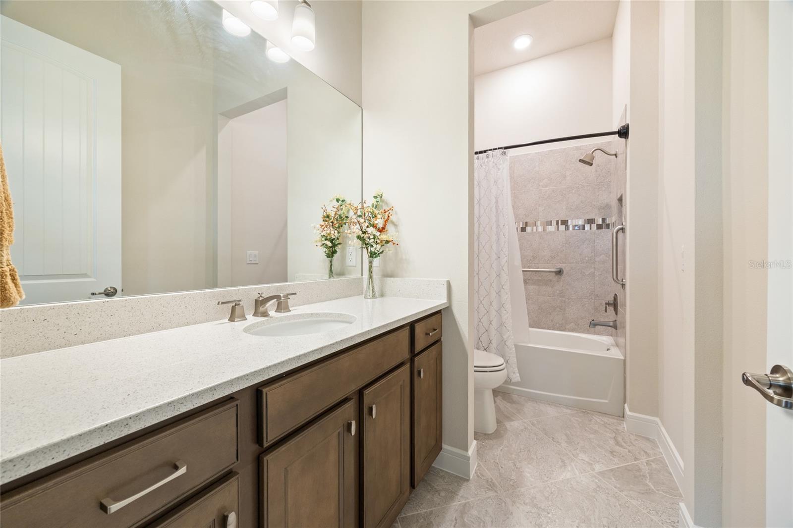 Image 41 of 66 For 5564 90th Avenue