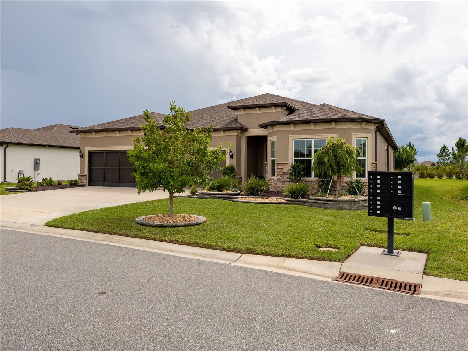 Image 6 of 66 For 5564 90th Avenue