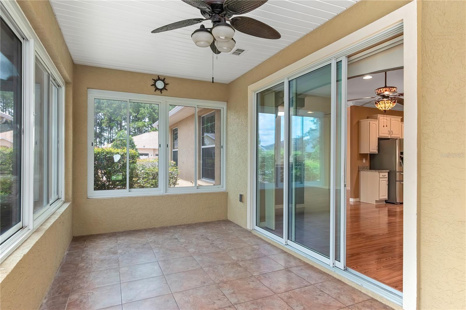 Listing photo id 12 for 8650 83rd Loop