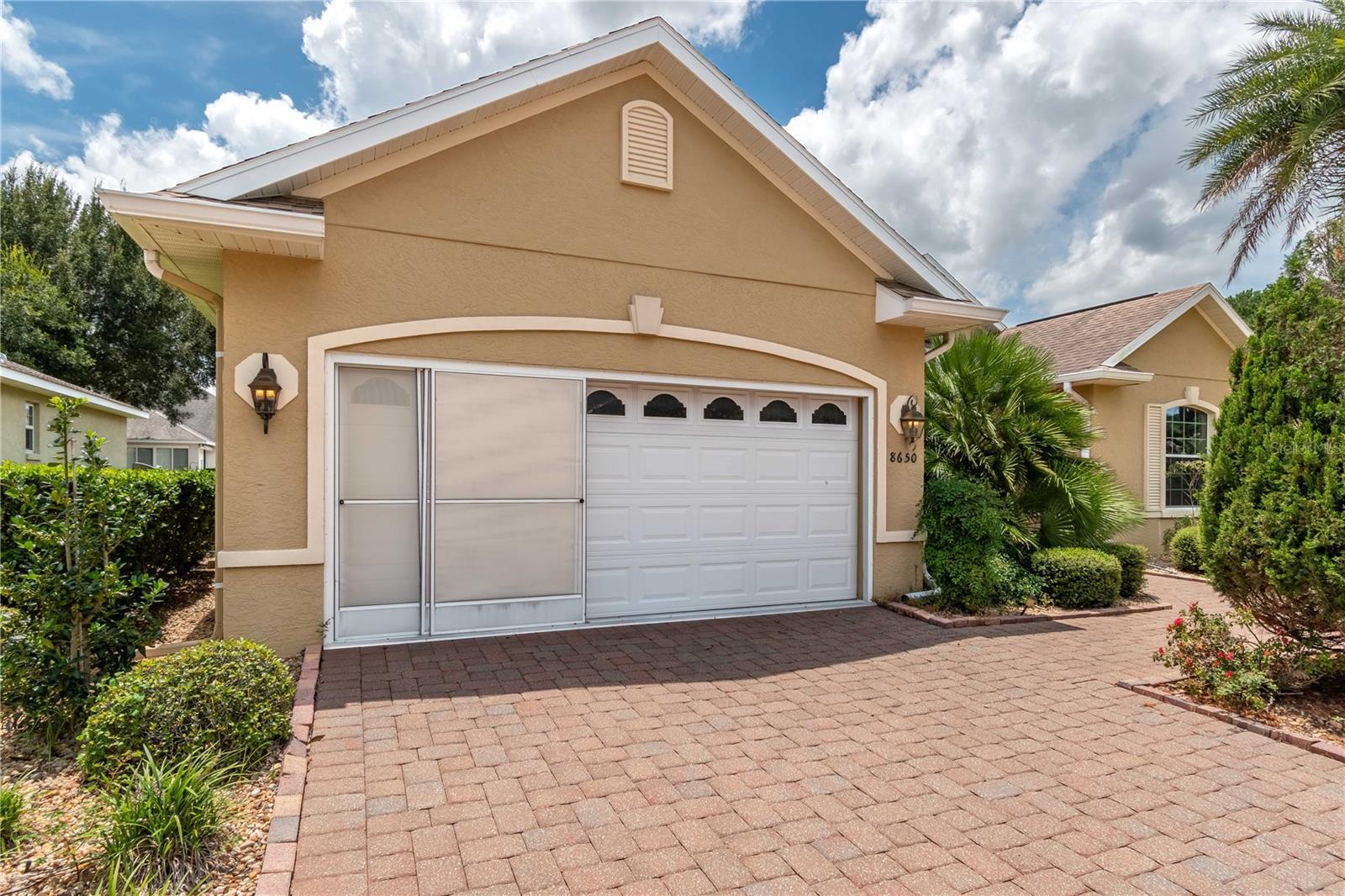 Listing photo id 34 for 8650 83rd Loop