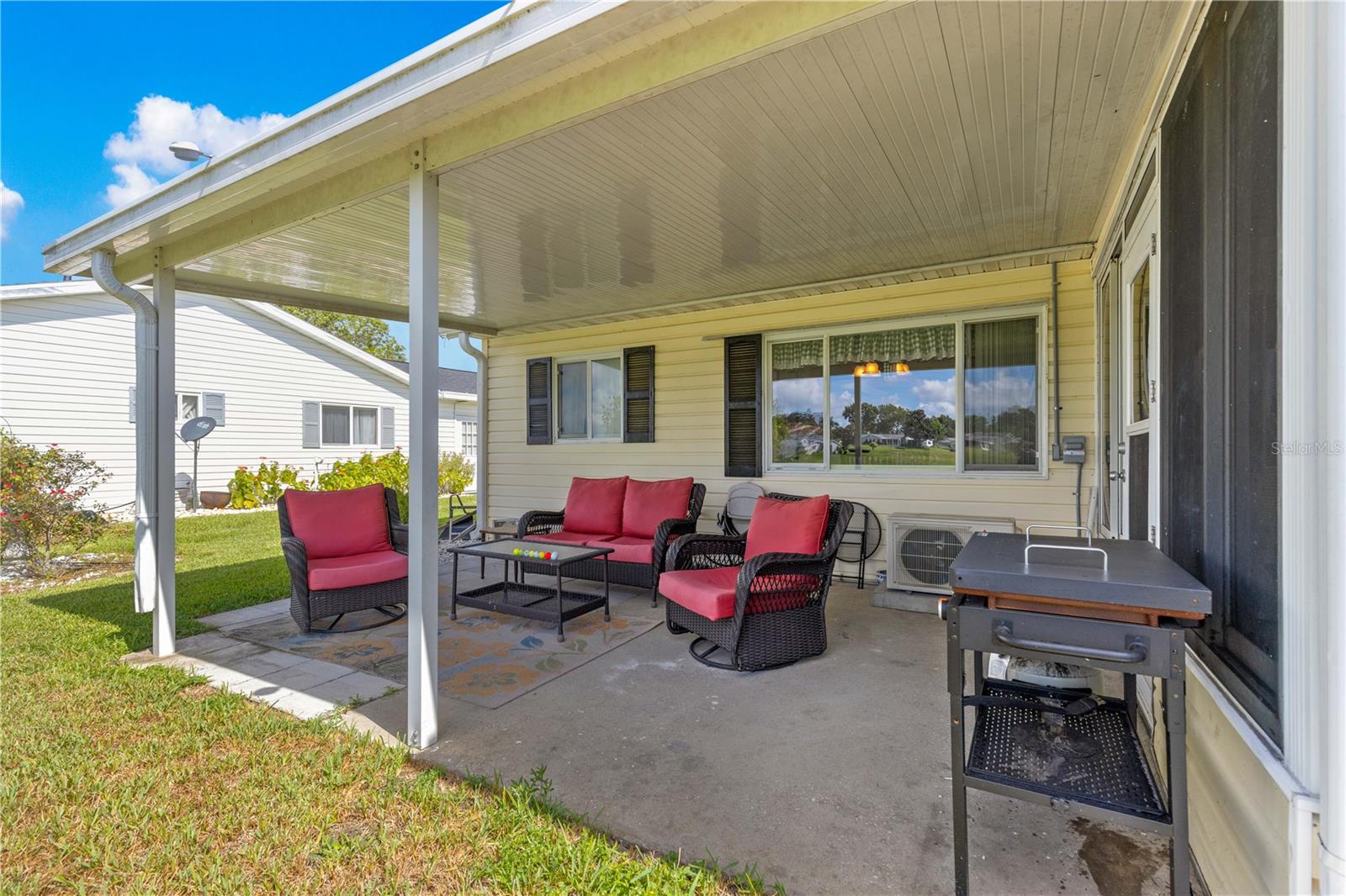 Image 38 of 56 For 9916 175th Place