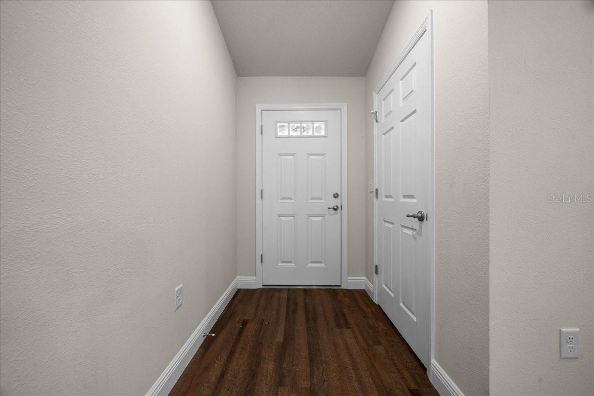 Image 21 of 84 For 3 Malauka Radial Track