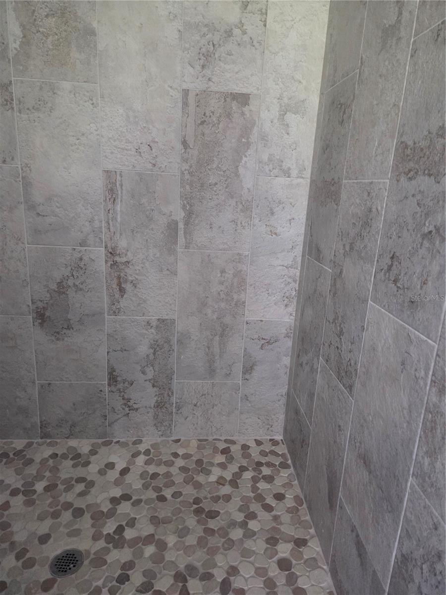 Image 74 of 84 For 3 Malauka Radial Track