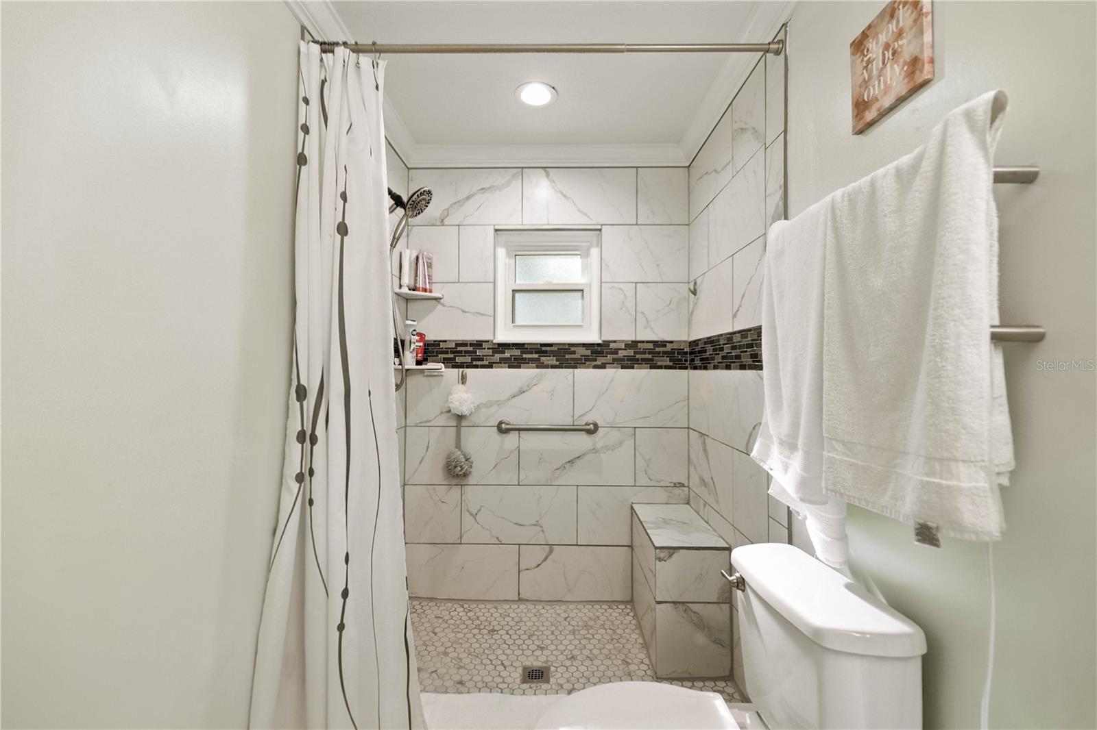 Listing photo id 12 for 5968 103rd Loop