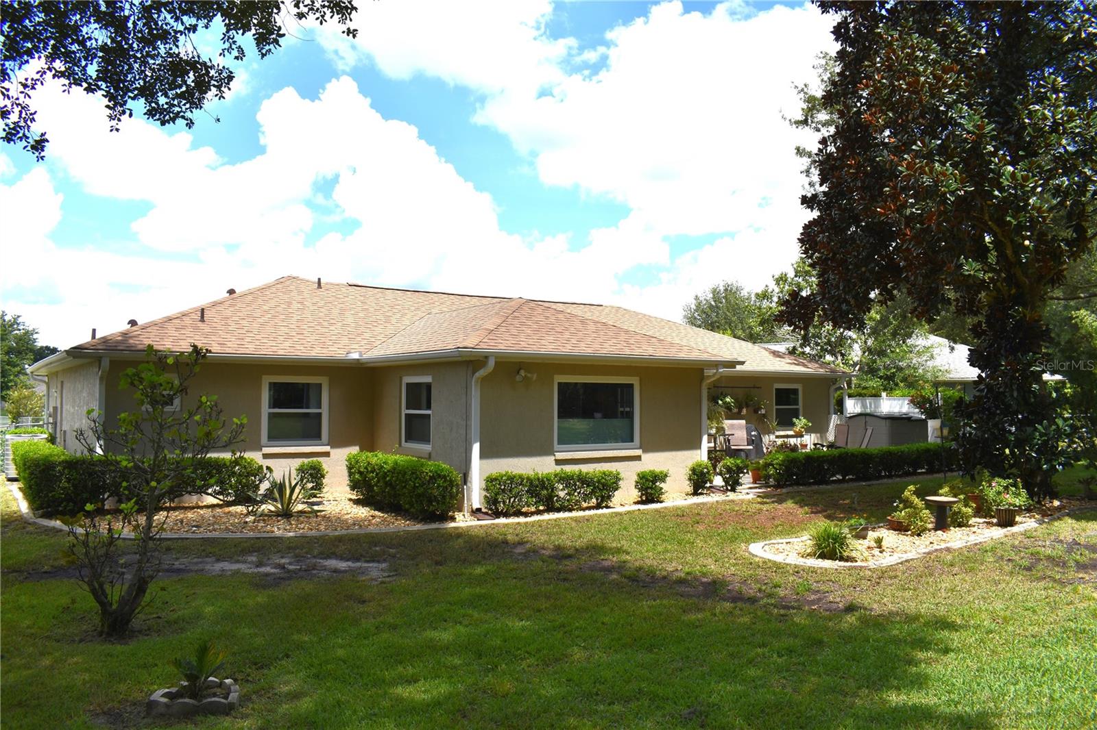 Listing photo id 27 for 5968 103rd Loop