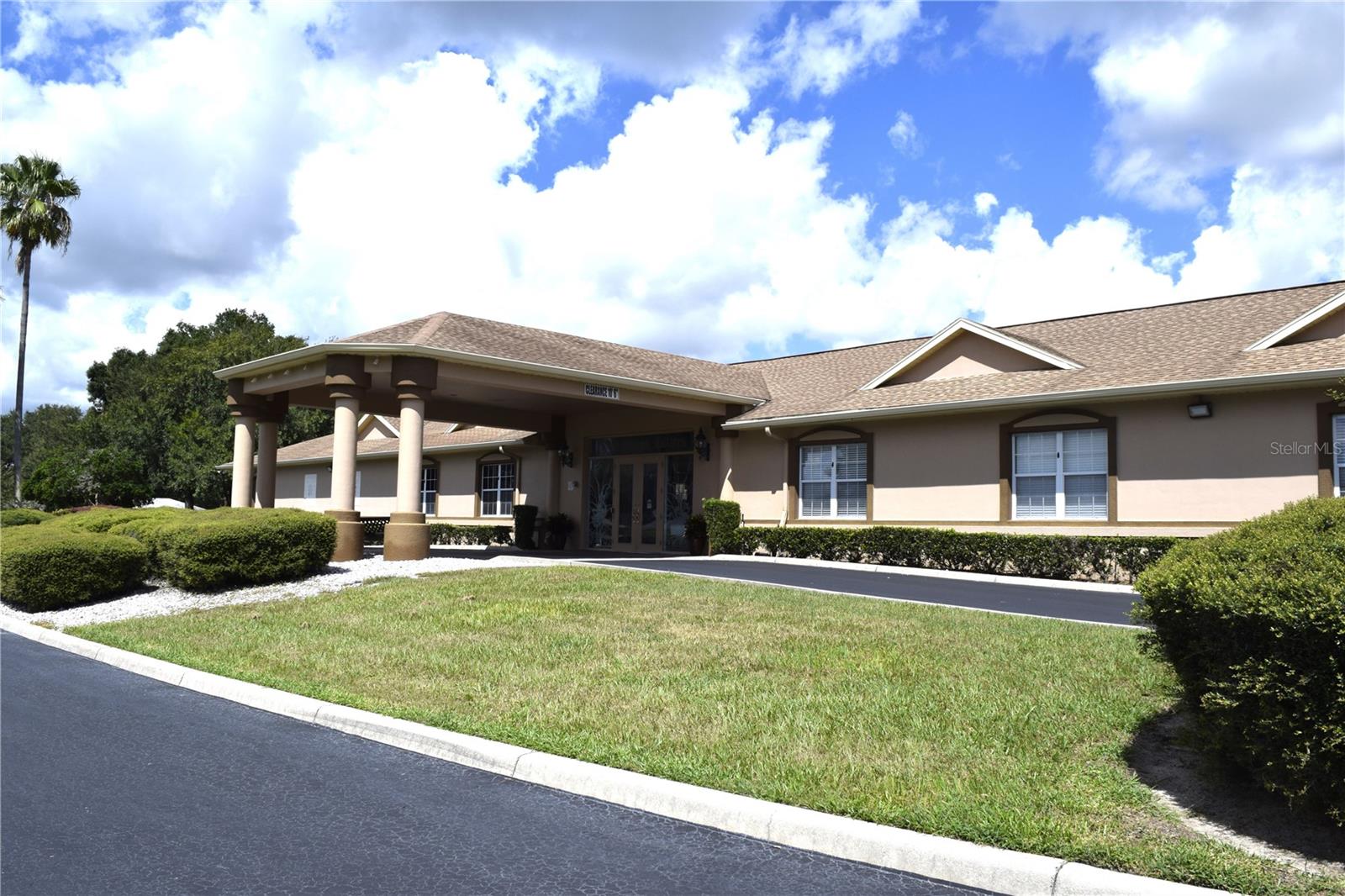 Listing photo id 29 for 5968 103rd Loop