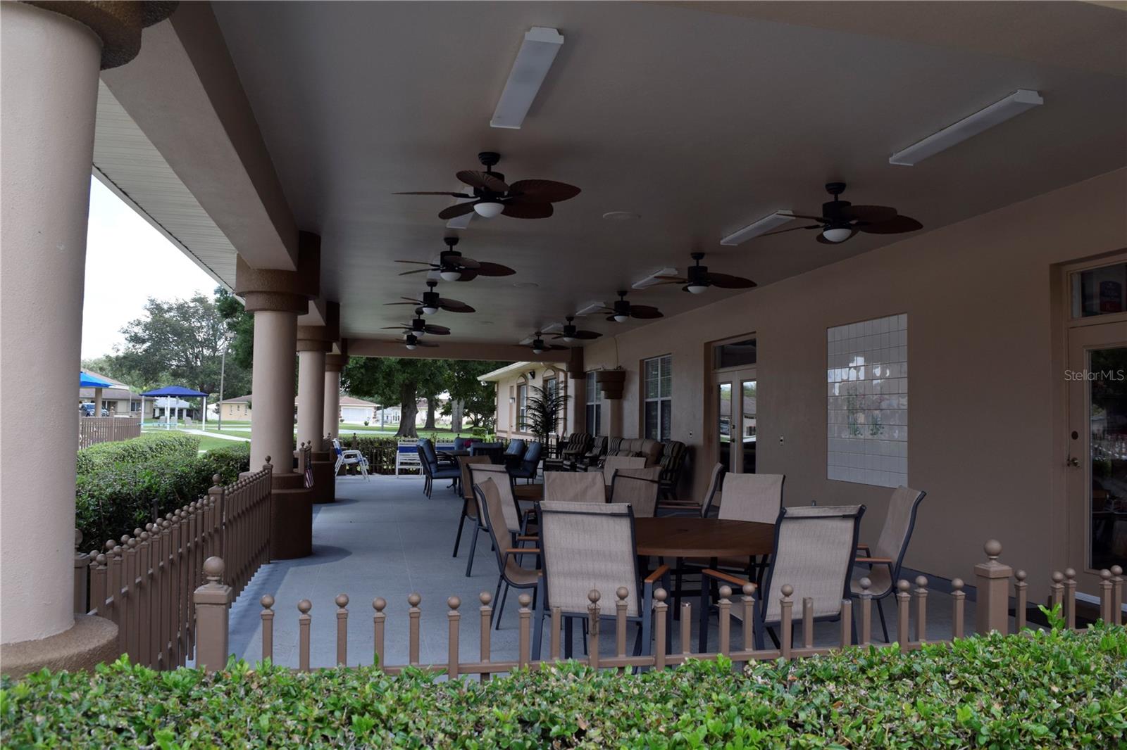 Listing photo id 31 for 5968 103rd Loop