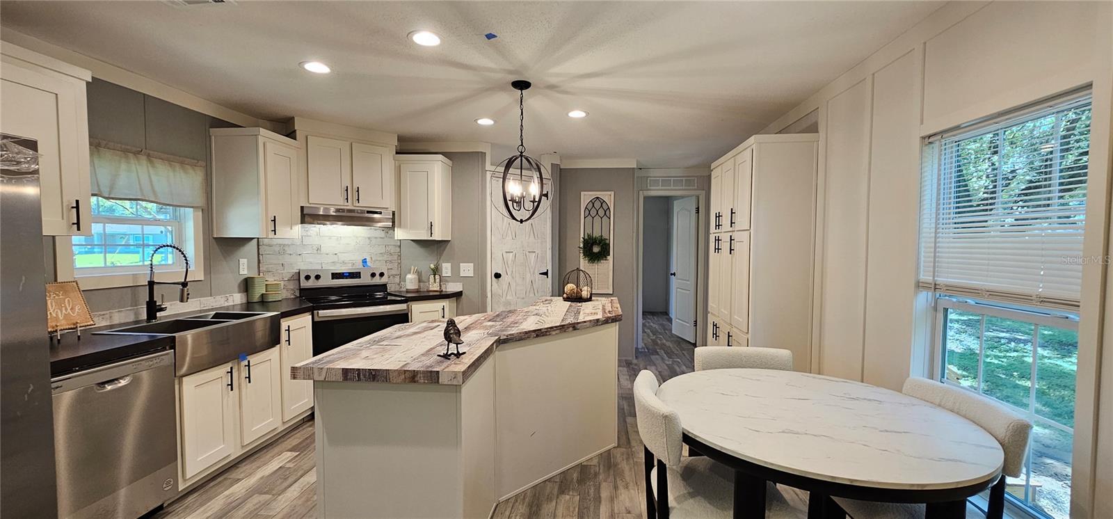 Image 7 of 47 For 5682 53rd Street