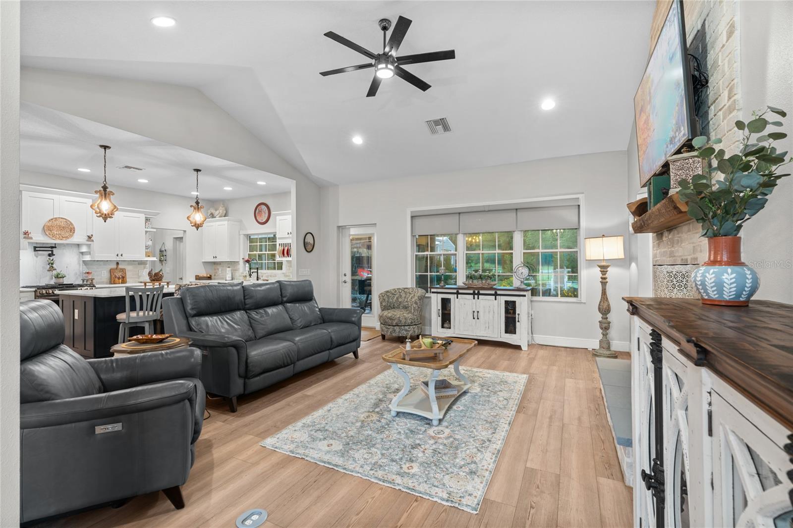 Image 12 of 86 For 21679 106th Lane Road