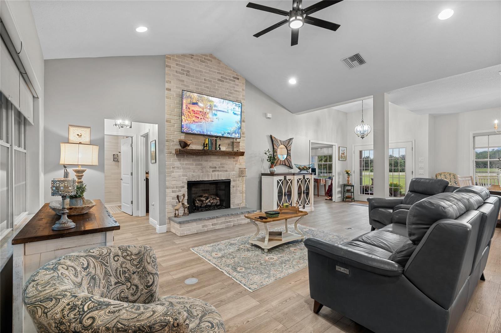 Image 15 of 86 For 21679 106th Lane Road