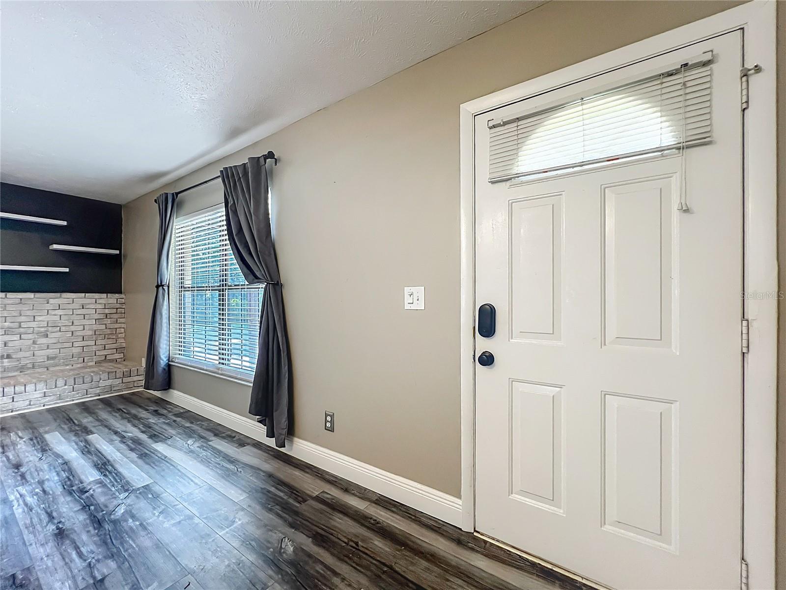 Image 6 of 53 For 5715 4th Place