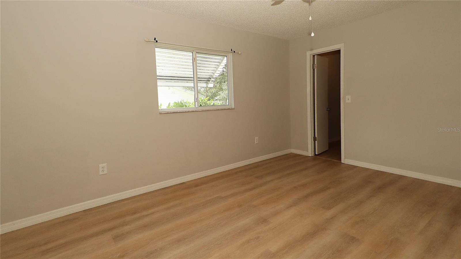 Image 15 of 35 For 10860 62nd Avenue