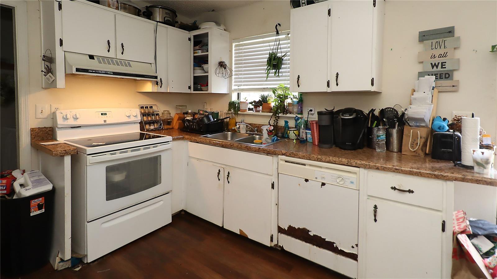 Image 9 of 17 For 2701 10th Street 708