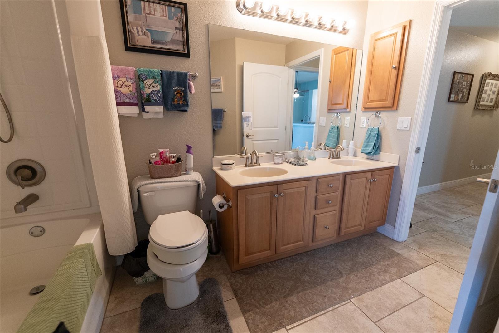 Image 38 of 68 For 3967 99th Street