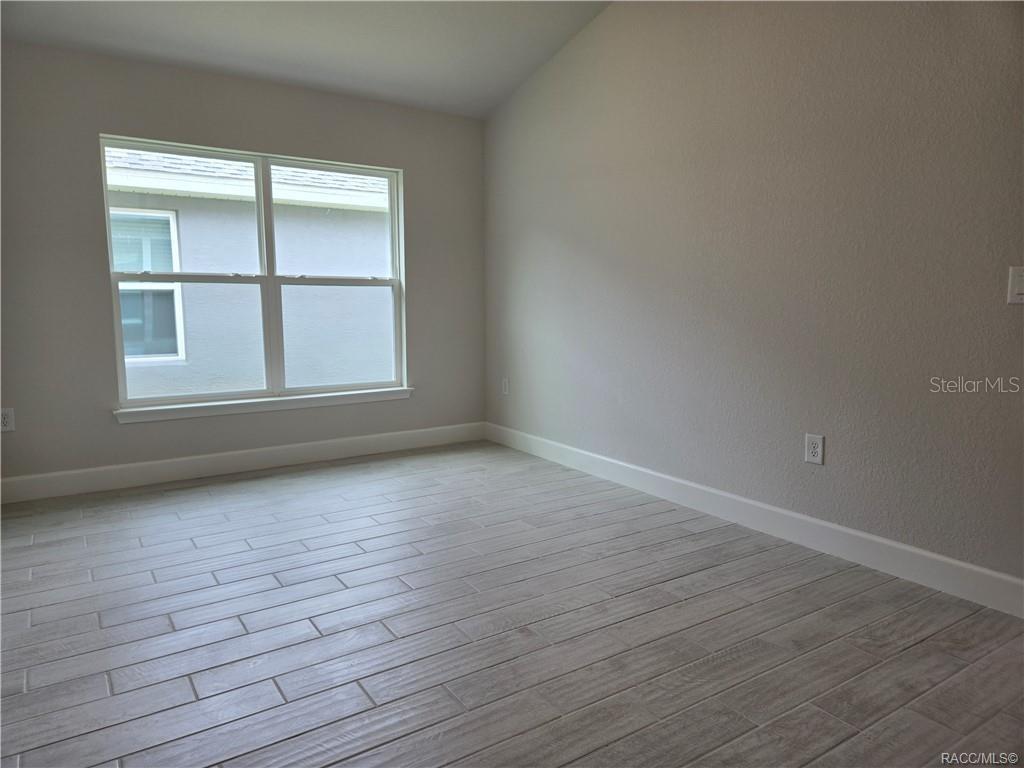 Image 4 of 21 For 1125 Heron Point Drive