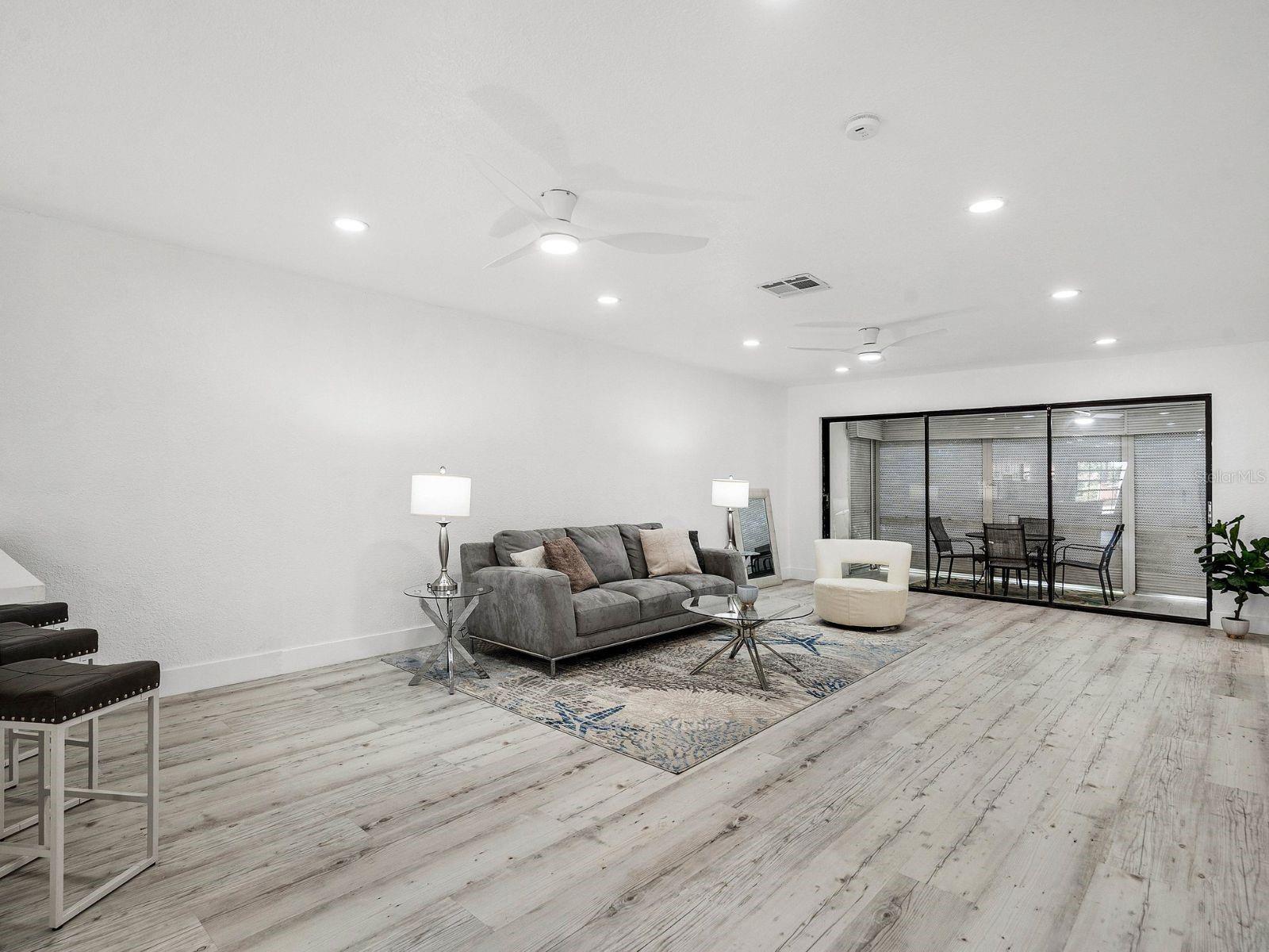 Image 12 of 32 For 185 7th Street