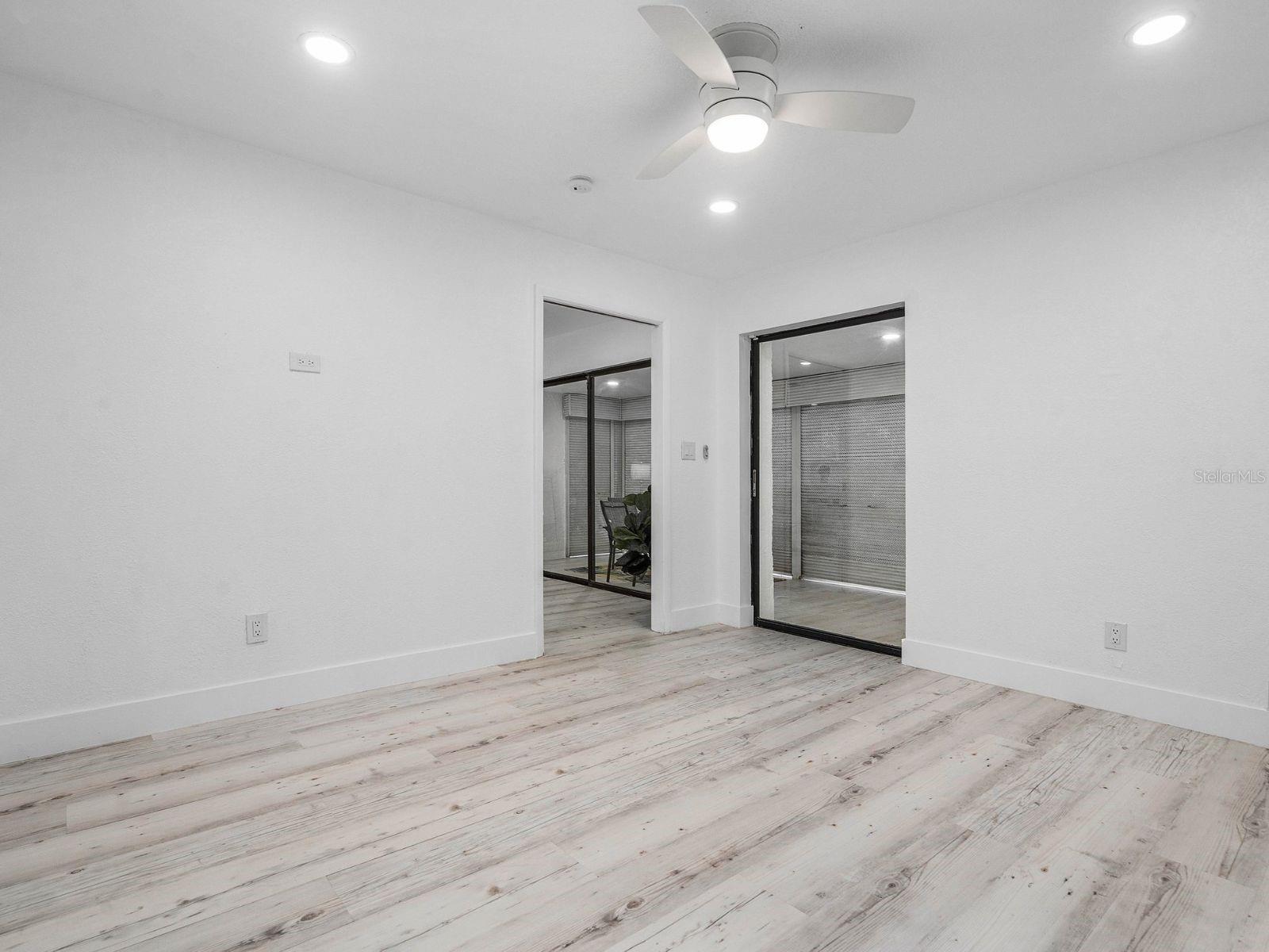 Image 23 of 32 For 185 7th Street