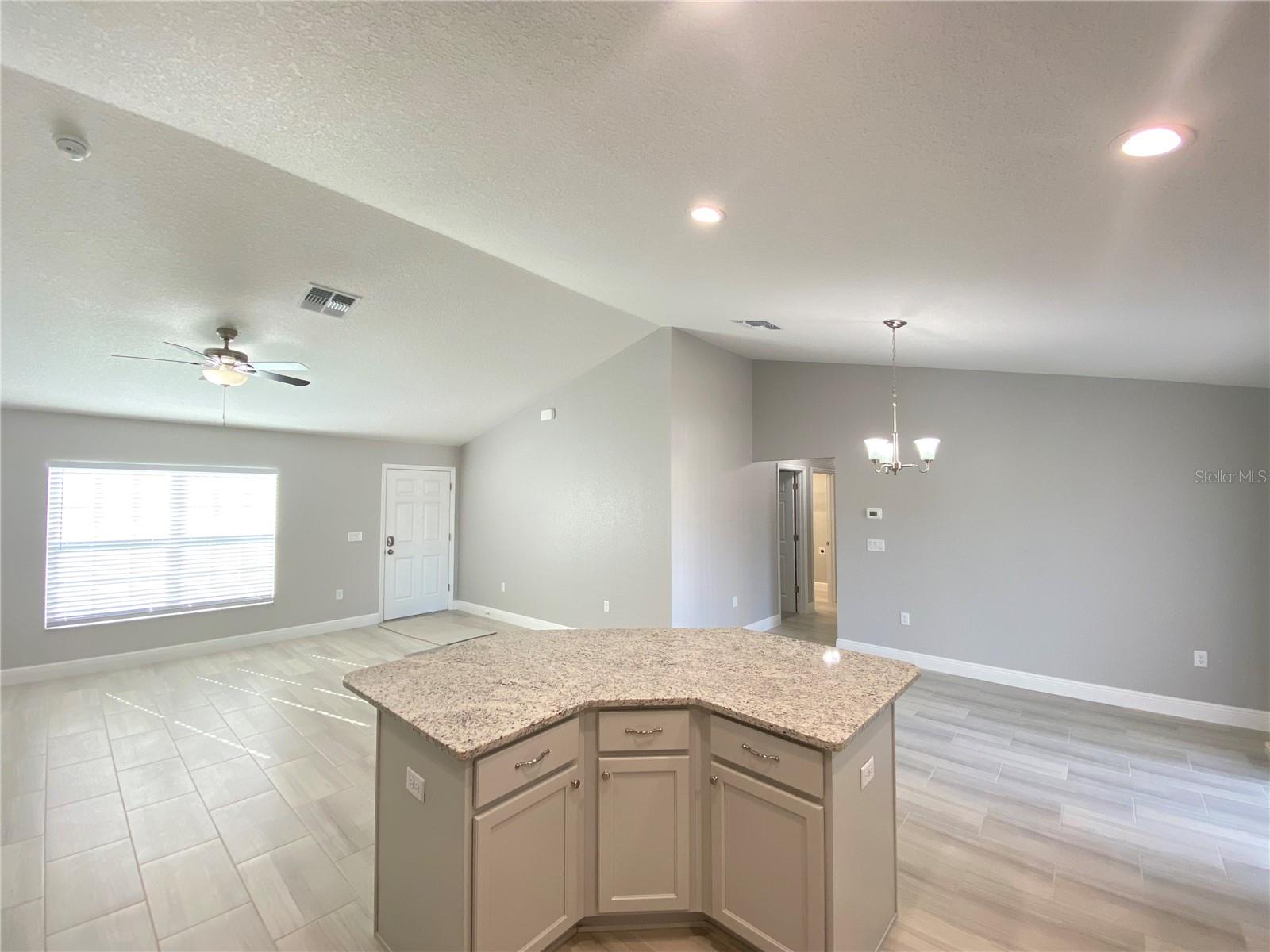 Image 13 of 16 For 8027 Vince Drive