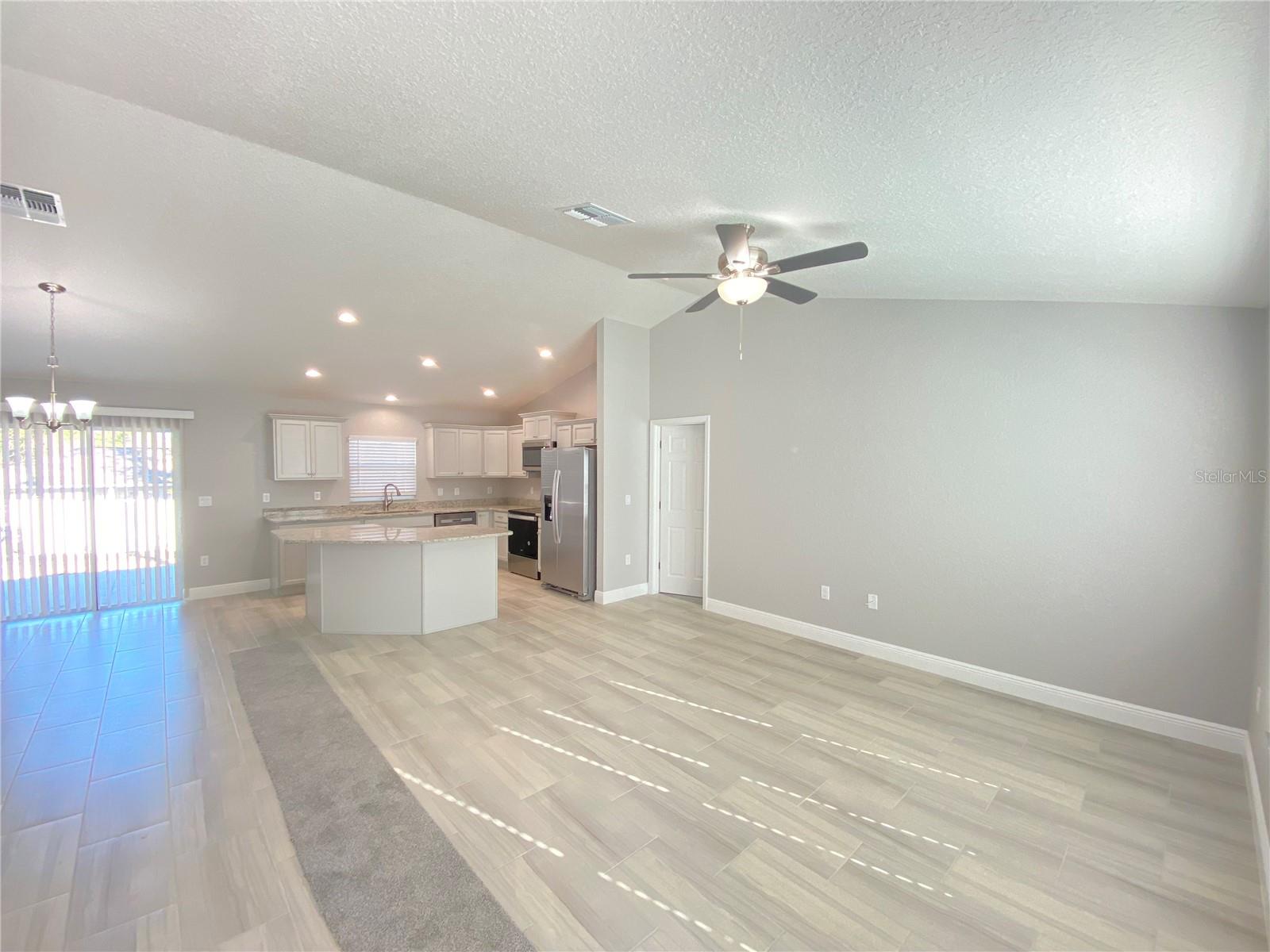 Image 4 of 16 For 8027 Vince Drive