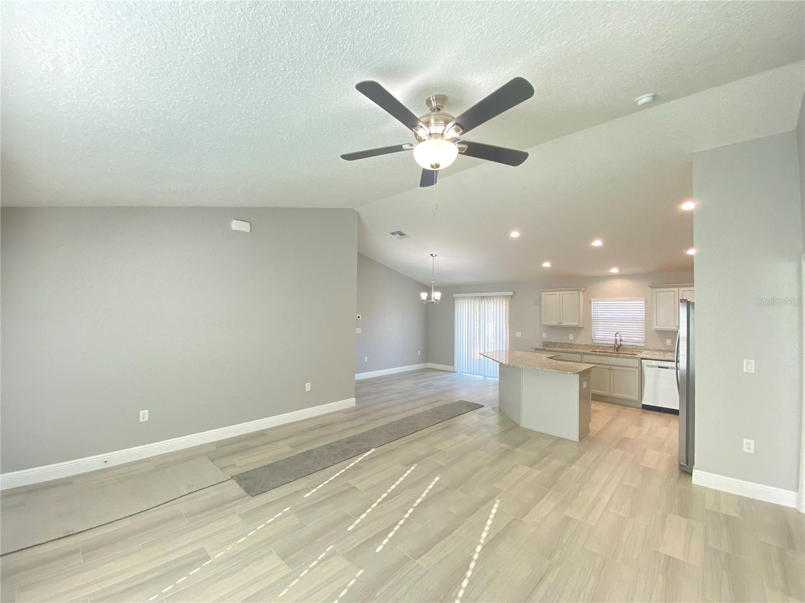 Image 5 of 16 For 8027 Vince Drive