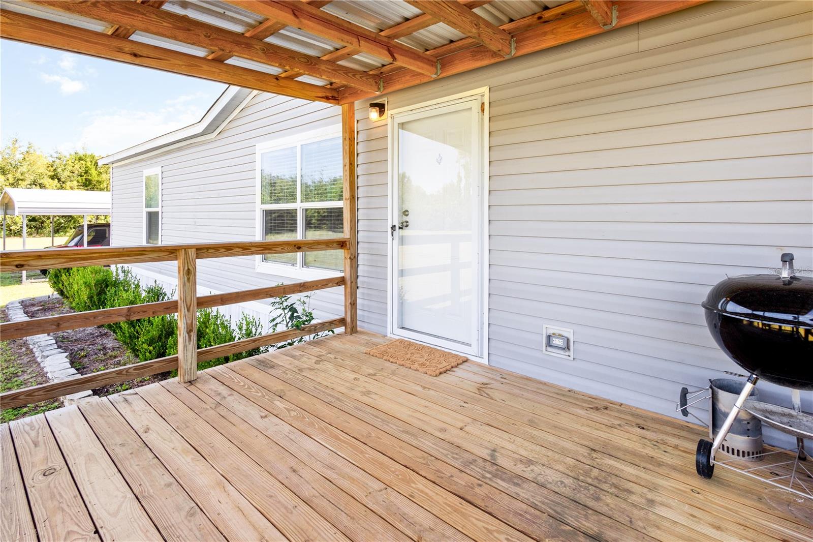 Image 49 of 67 For 1033 8th Street
