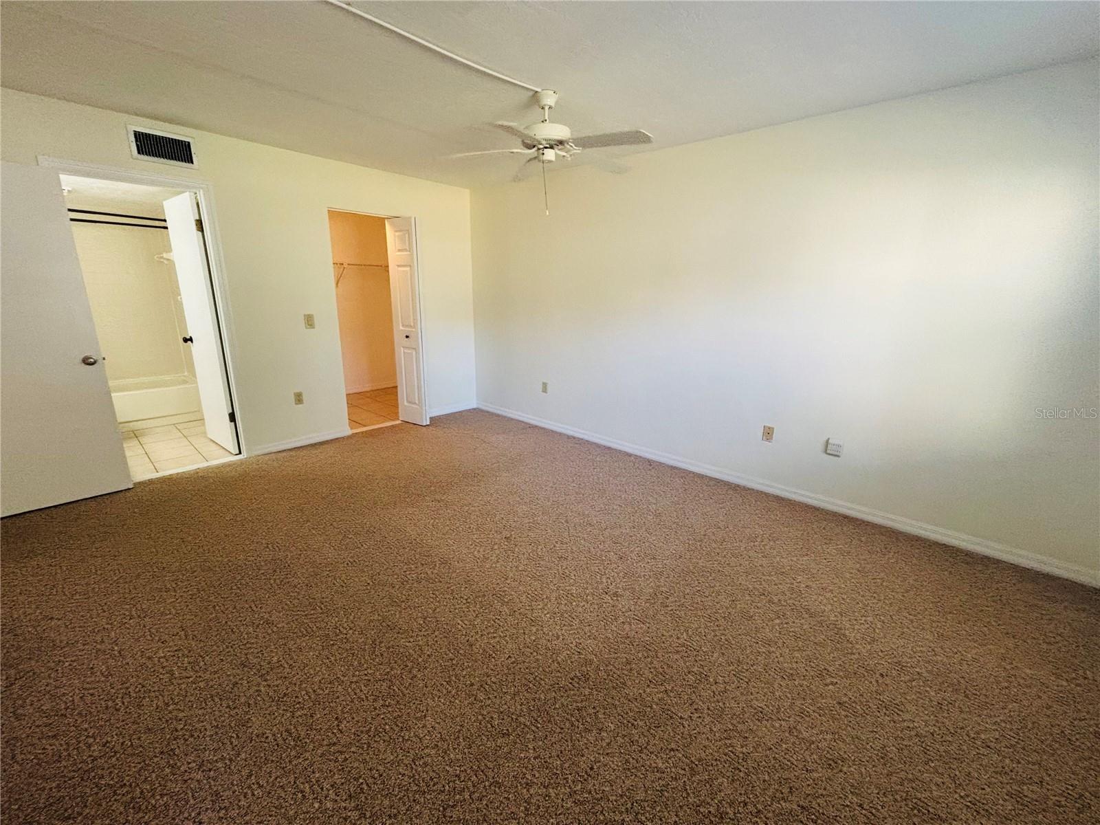 Image 18 of 28 For 210 Glassboro Court 2a