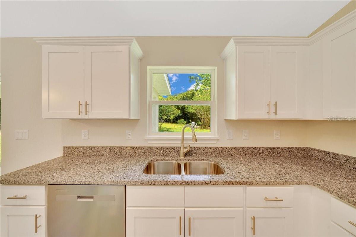 Image 11 of 30 For 128 Juniper Run