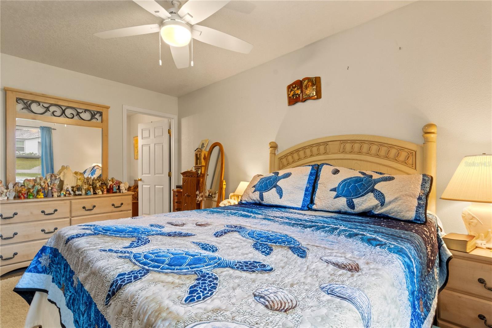 Image 15 of 17 For 72 Rooks Avenue