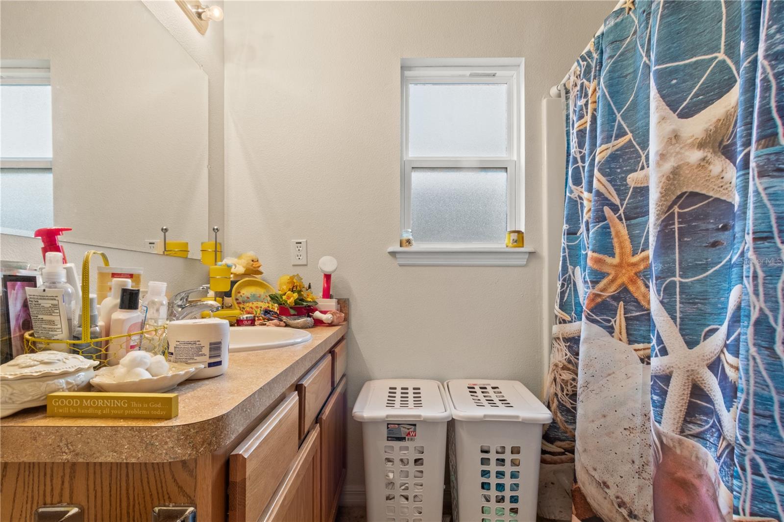 Image 17 of 17 For 72 Rooks Avenue