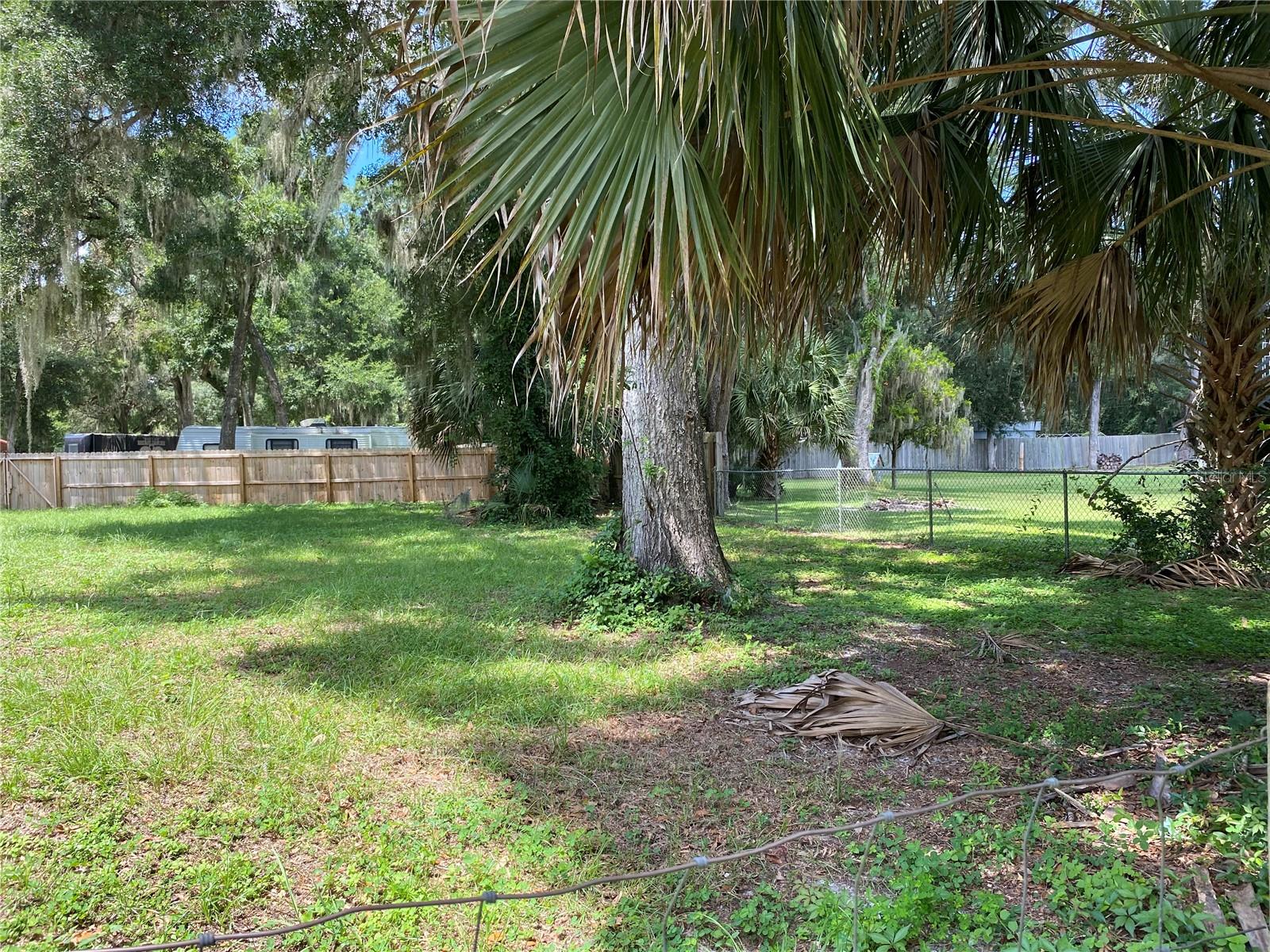 Image 10 of 29 For 17320 37th Court