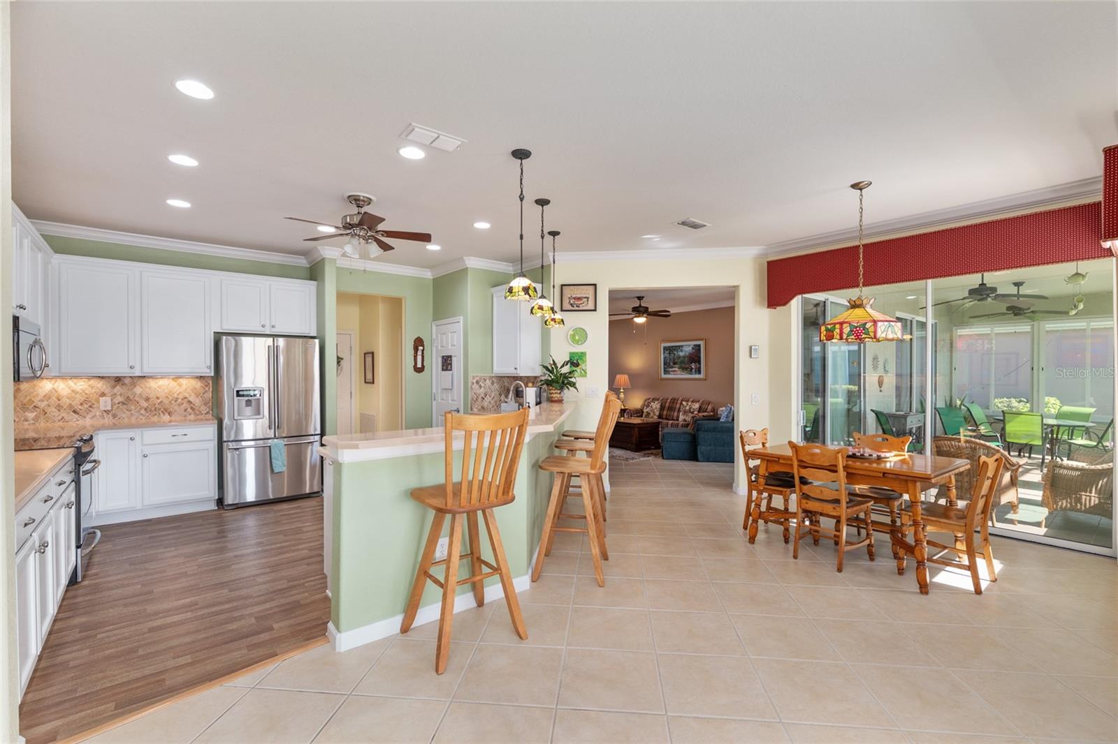 Image 28 of 98 For 9439 71st Loop