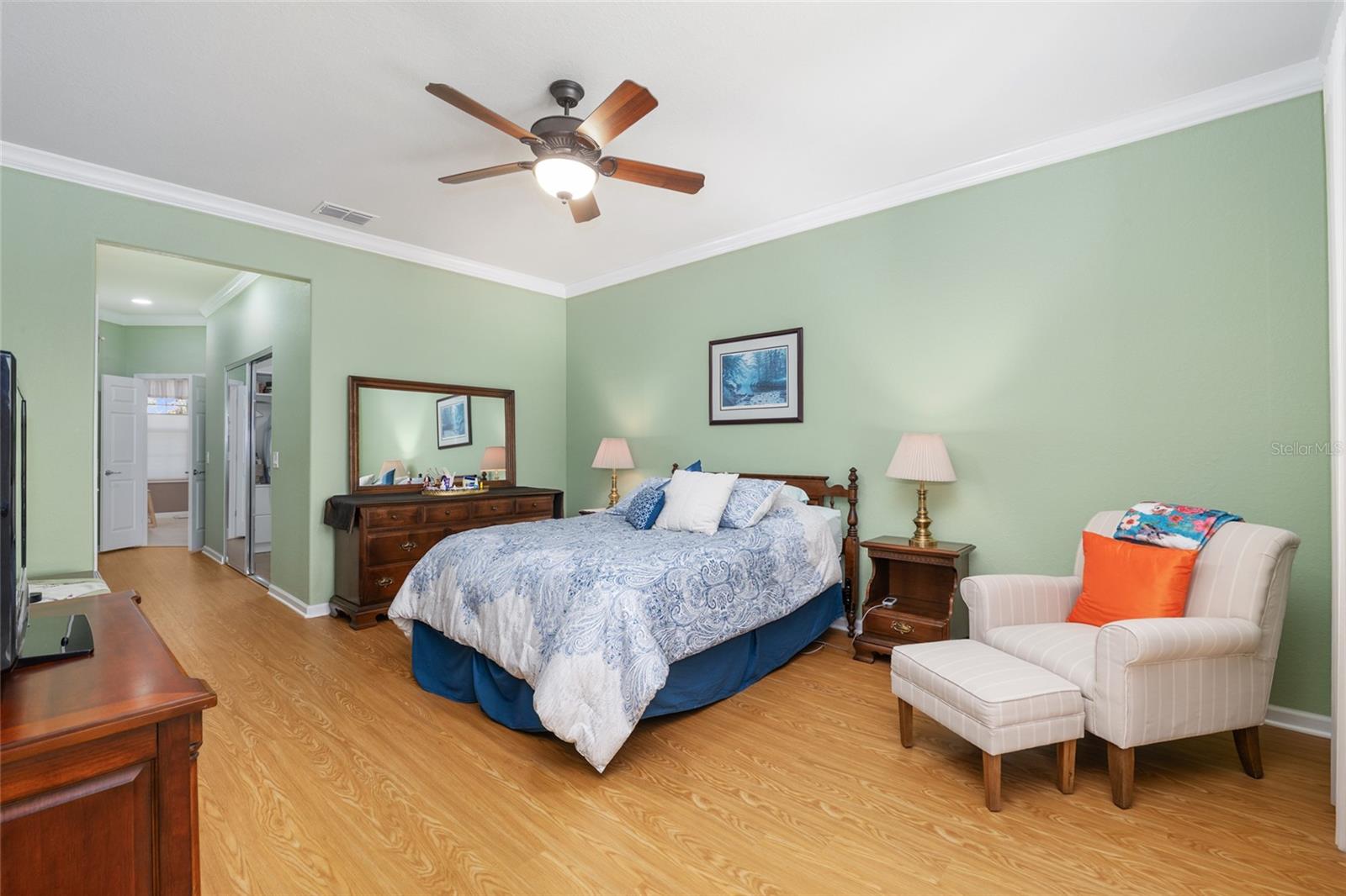 Image 35 of 98 For 9439 71st Loop