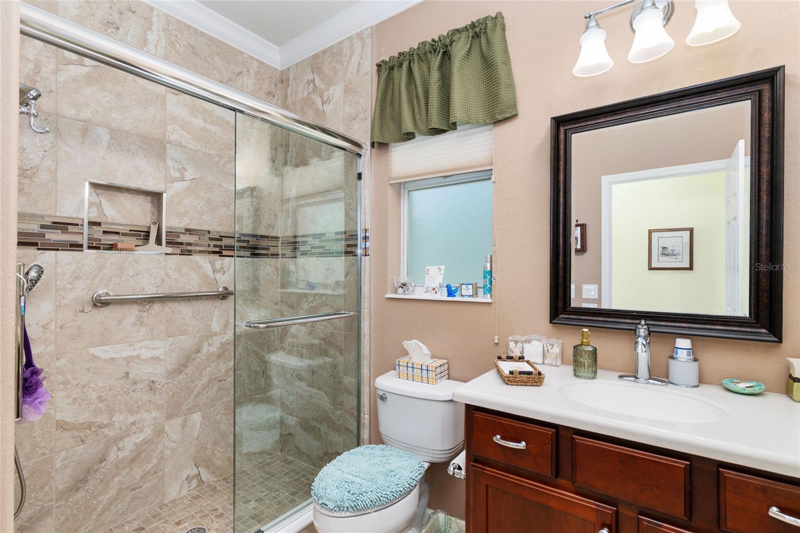 Image 50 of 98 For 9439 71st Loop