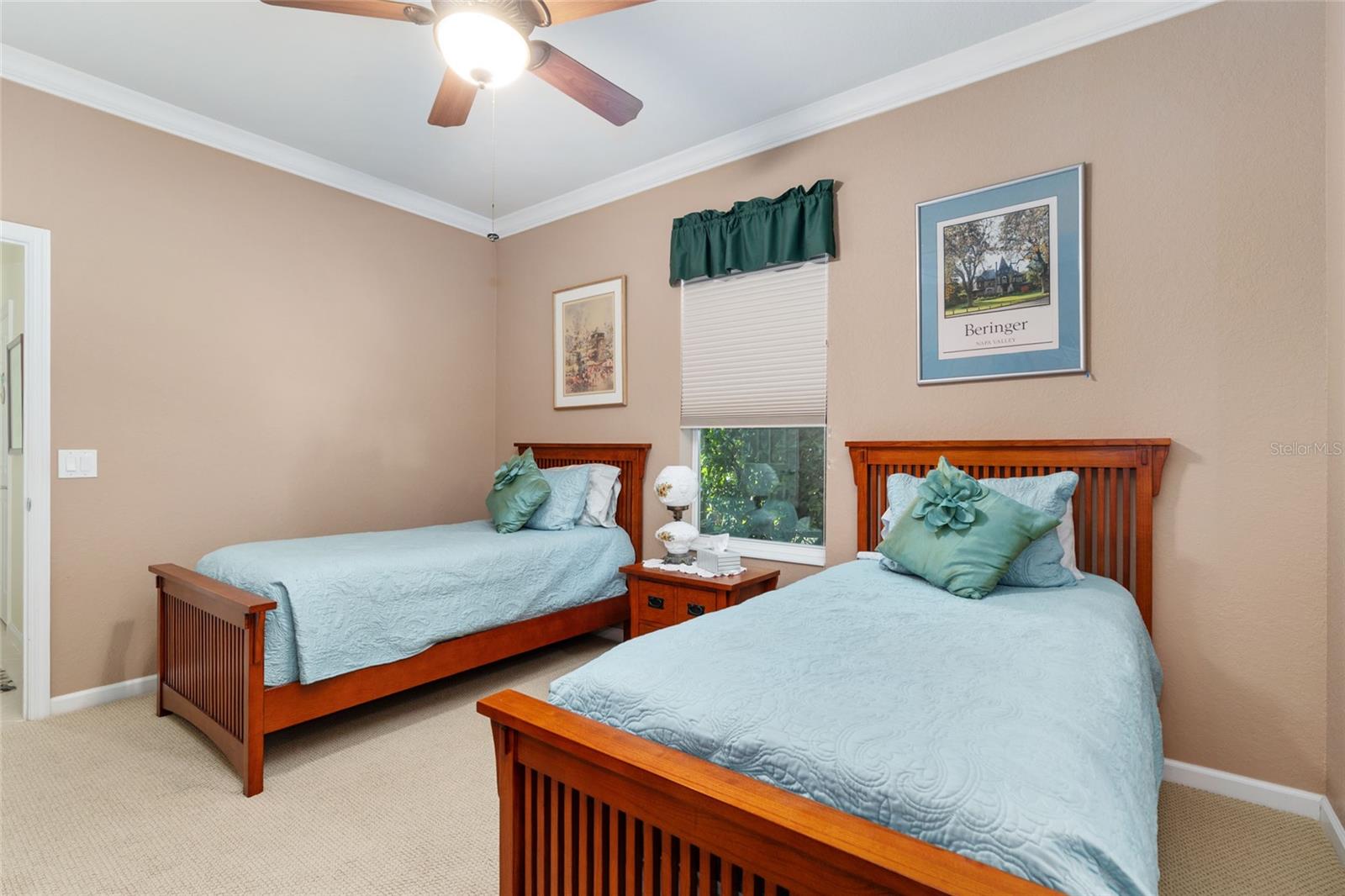 Image 52 of 98 For 9439 71st Loop