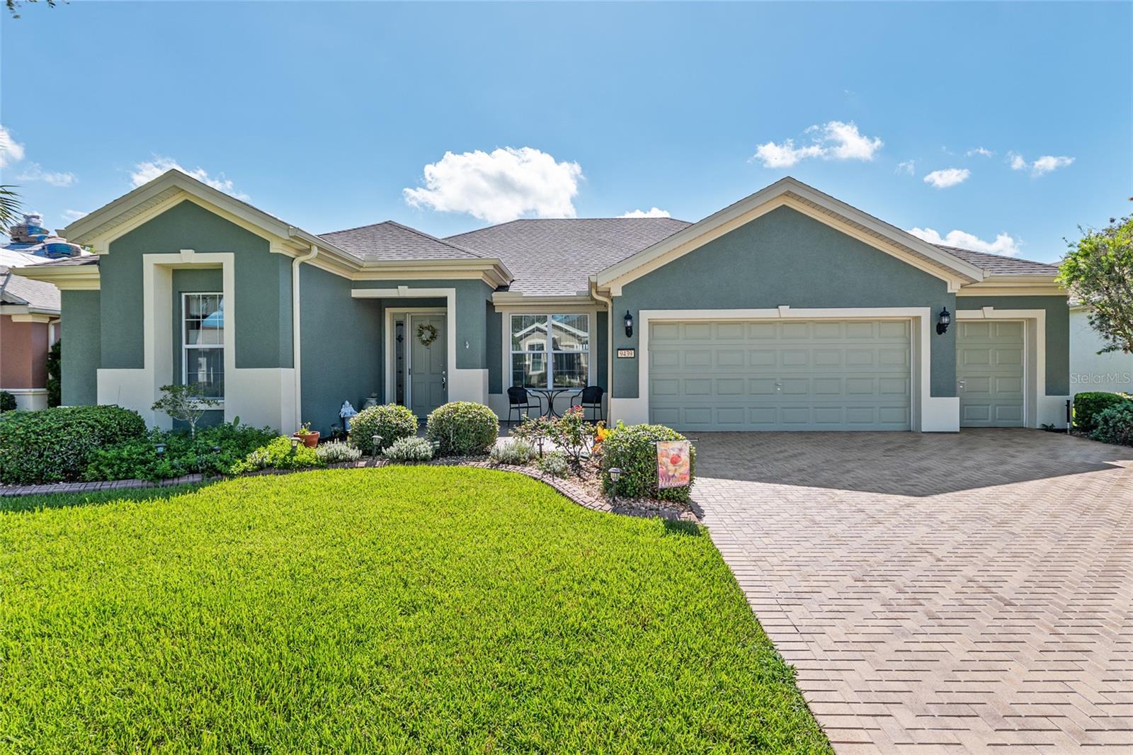 Image 67 of 98 For 9439 71st Loop