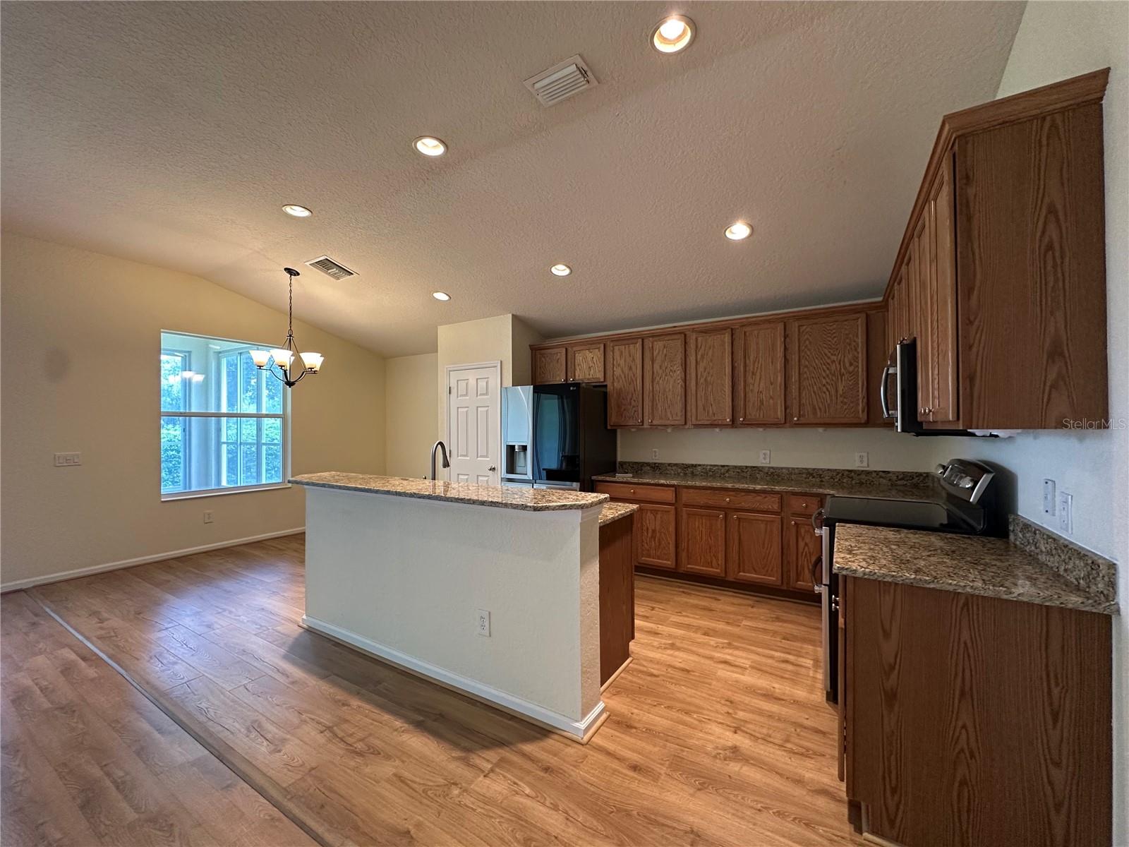 Image 8 of 22 For 4085 49th Avenue