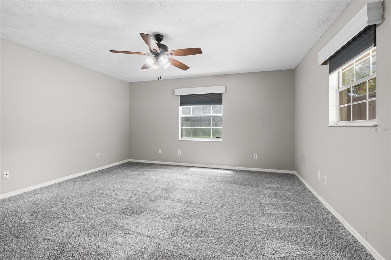 Image 15 of 35 For 986 57th Avenue