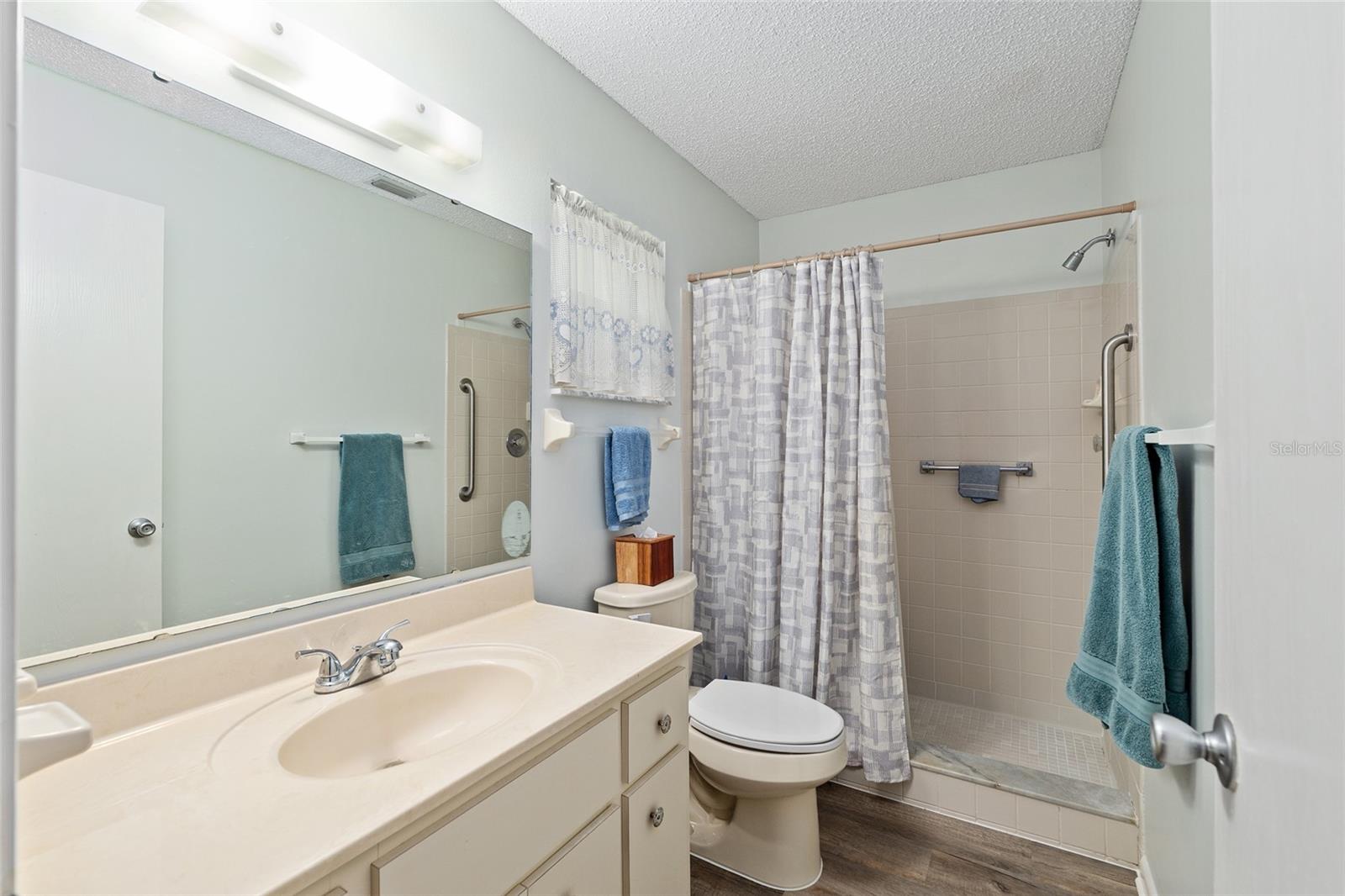 Image 17 of 27 For 8666 92nd Lane C