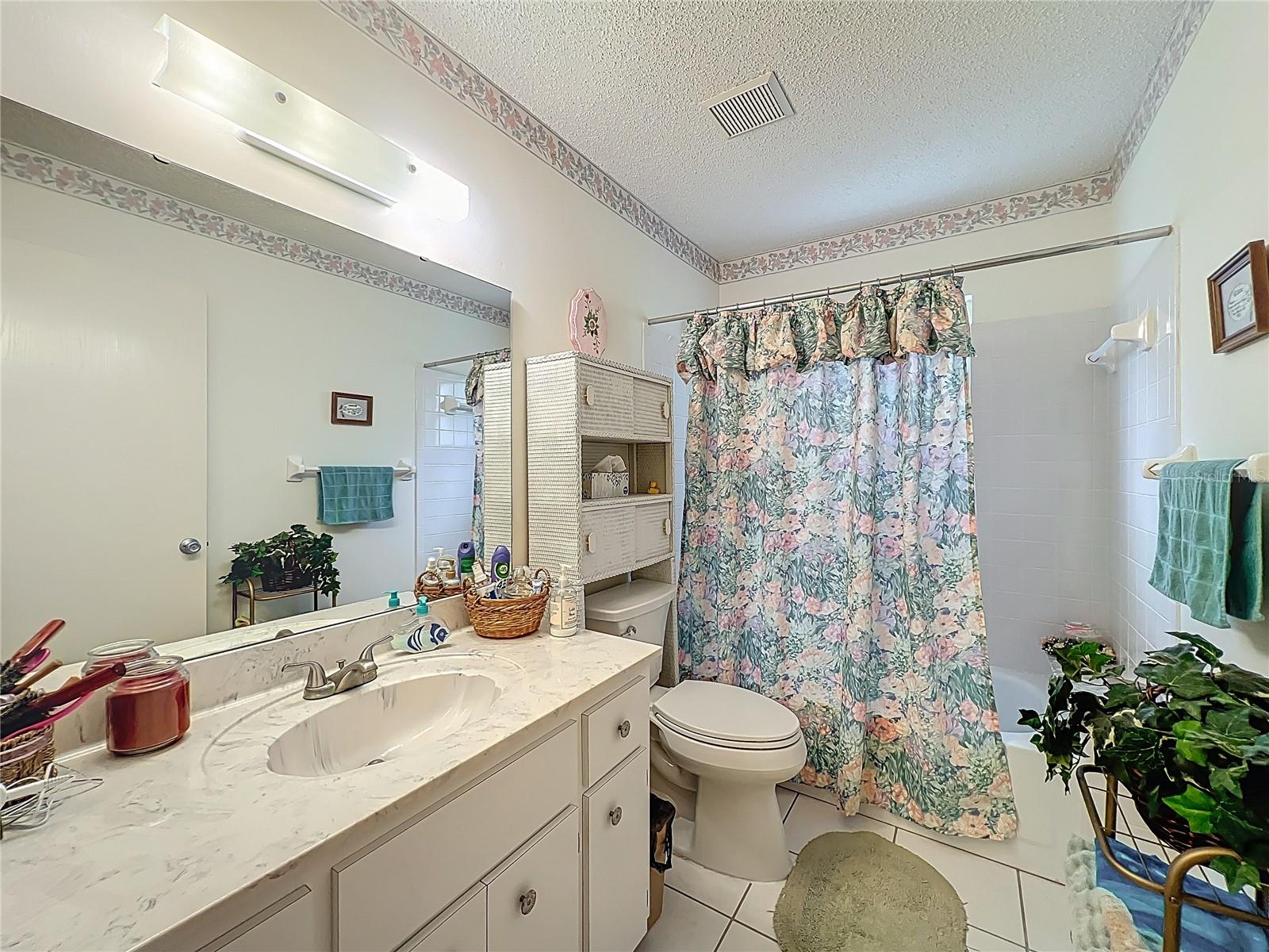 Image 10 of 27 For 8862 92nd Street D