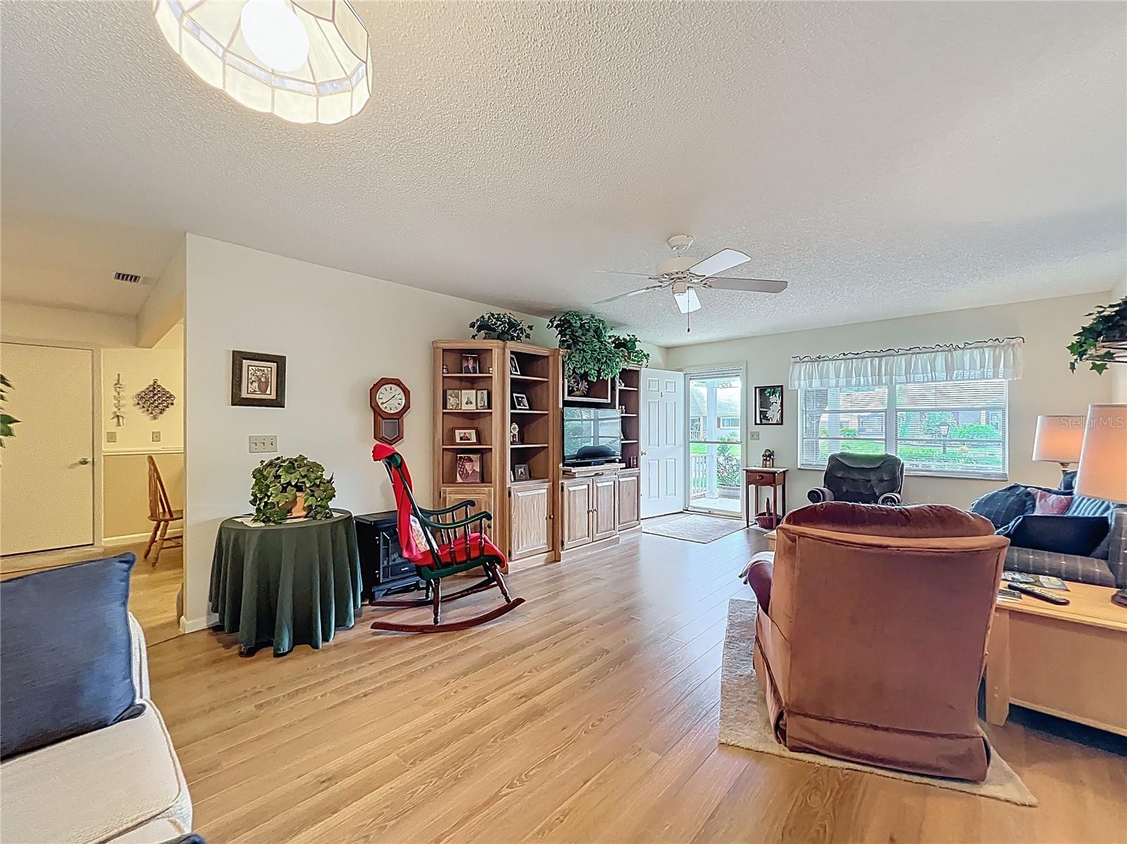 Image 20 of 27 For 8862 92nd Street D
