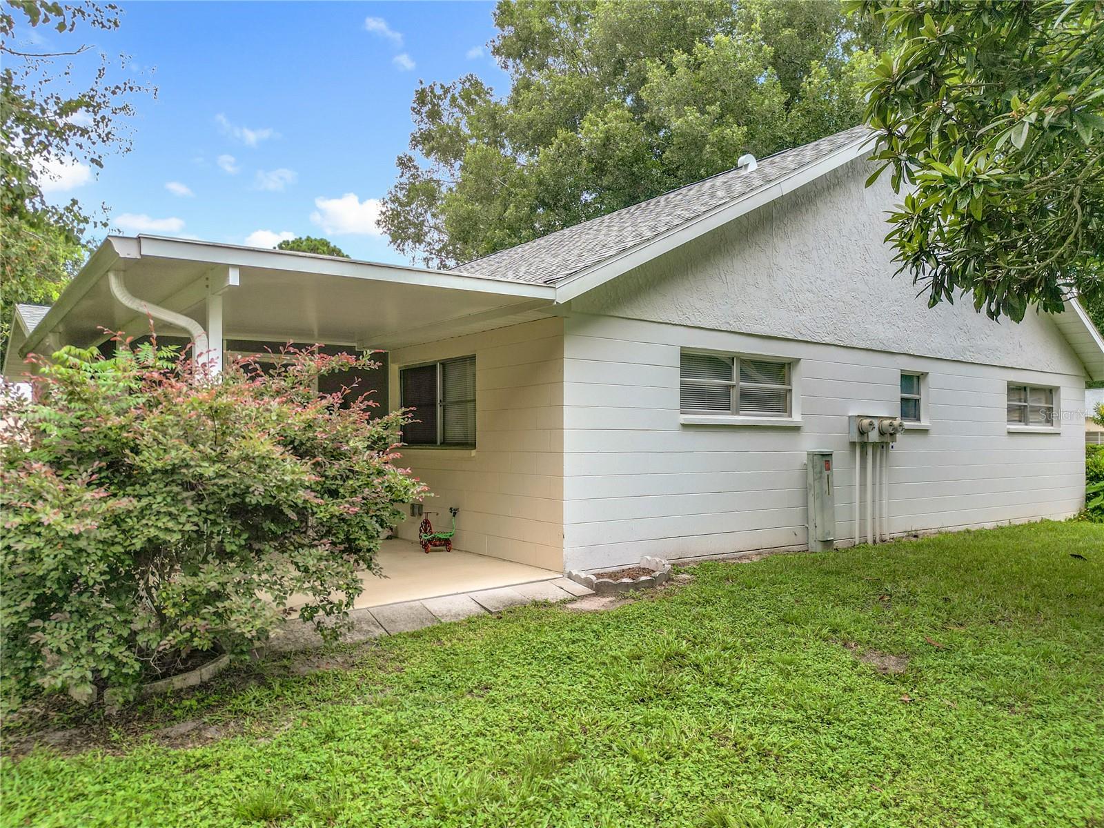 Image 3 of 27 For 8862 92nd Street D