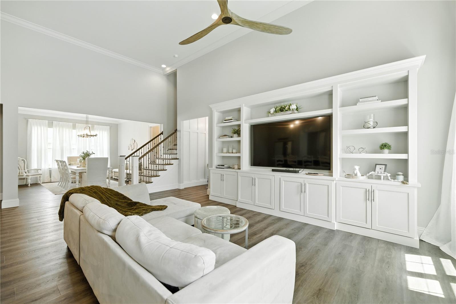 Listing photo id 18 for 2824 20th Avenue
