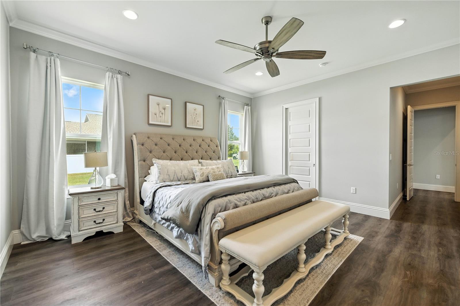 Listing photo id 25 for 2824 20th Avenue