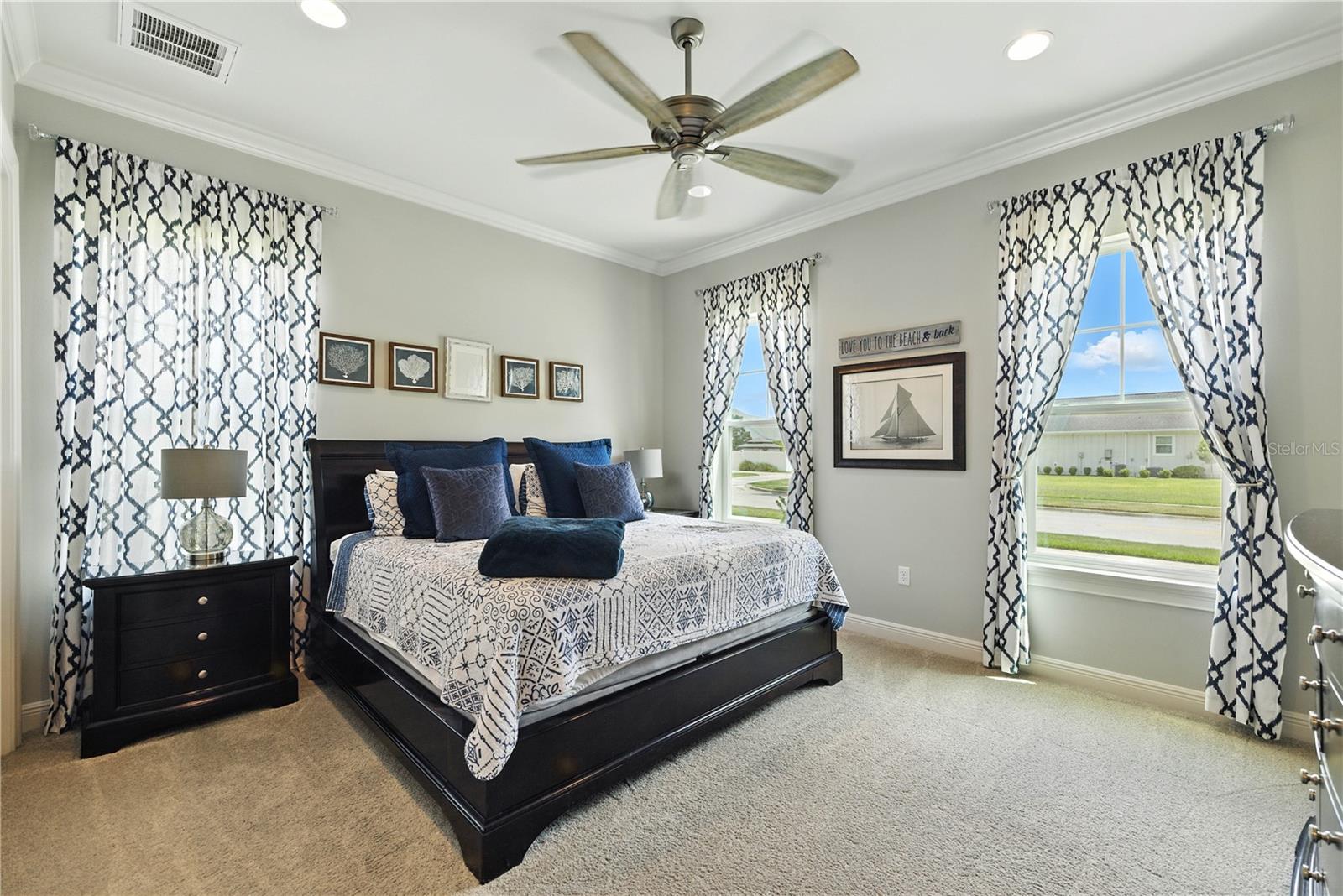 Listing photo id 34 for 2824 20th Avenue